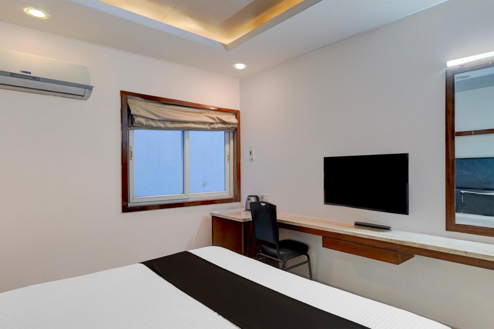 Super Townhouse Arcot Road Near Kauvery Hospital Chennai Exterior foto