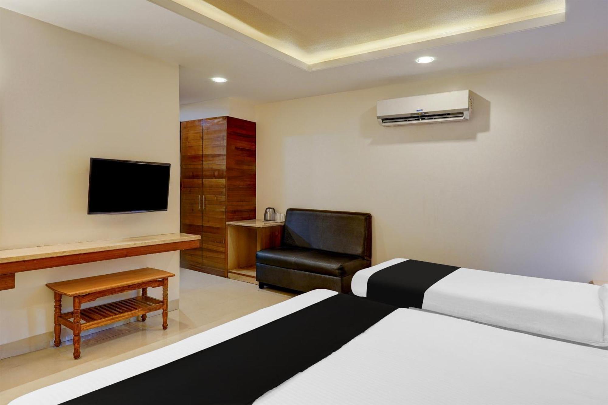 Super Townhouse Arcot Road Near Kauvery Hospital Chennai Exterior foto