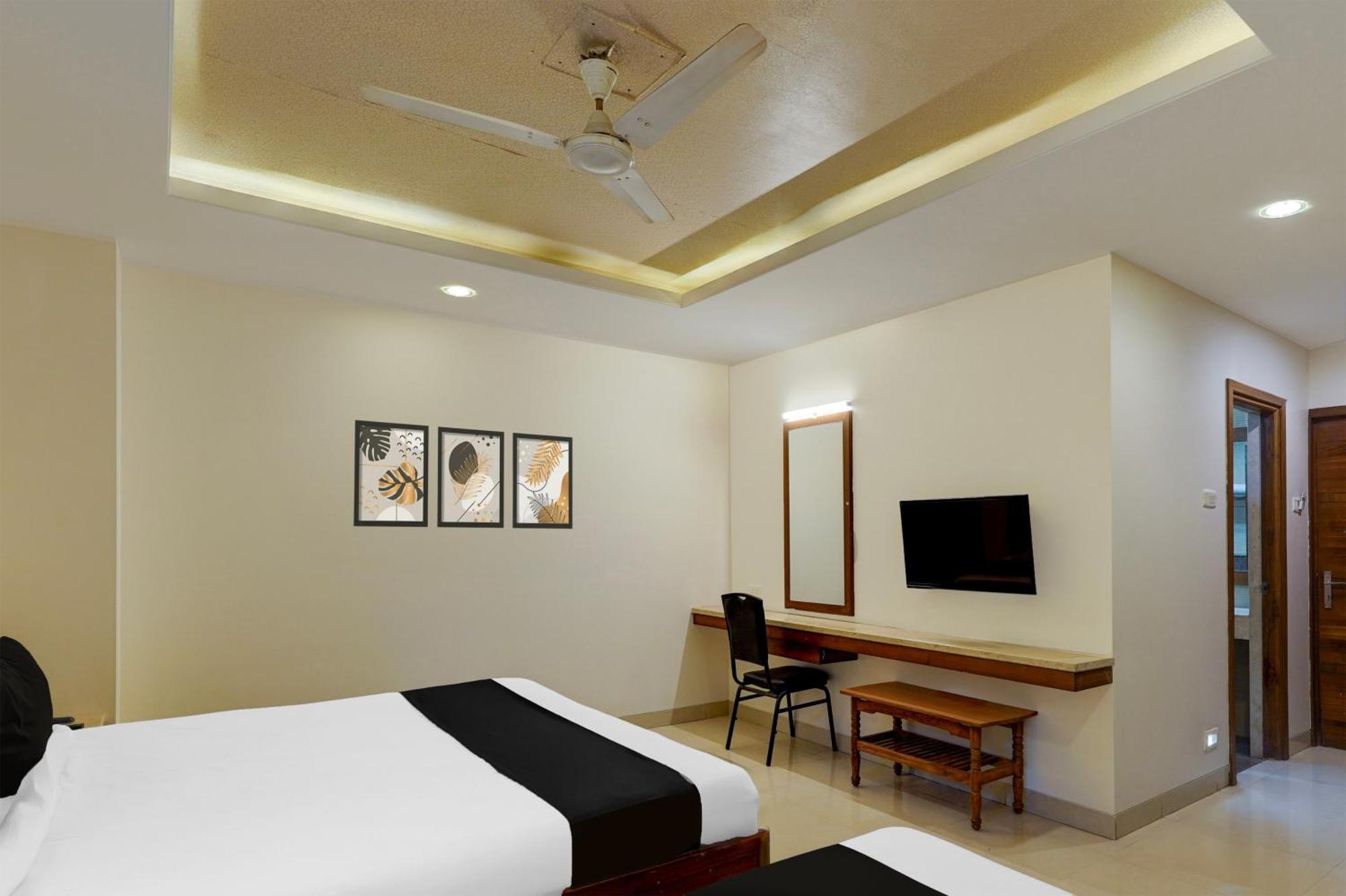 Super Townhouse Arcot Road Near Kauvery Hospital Chennai Exterior foto